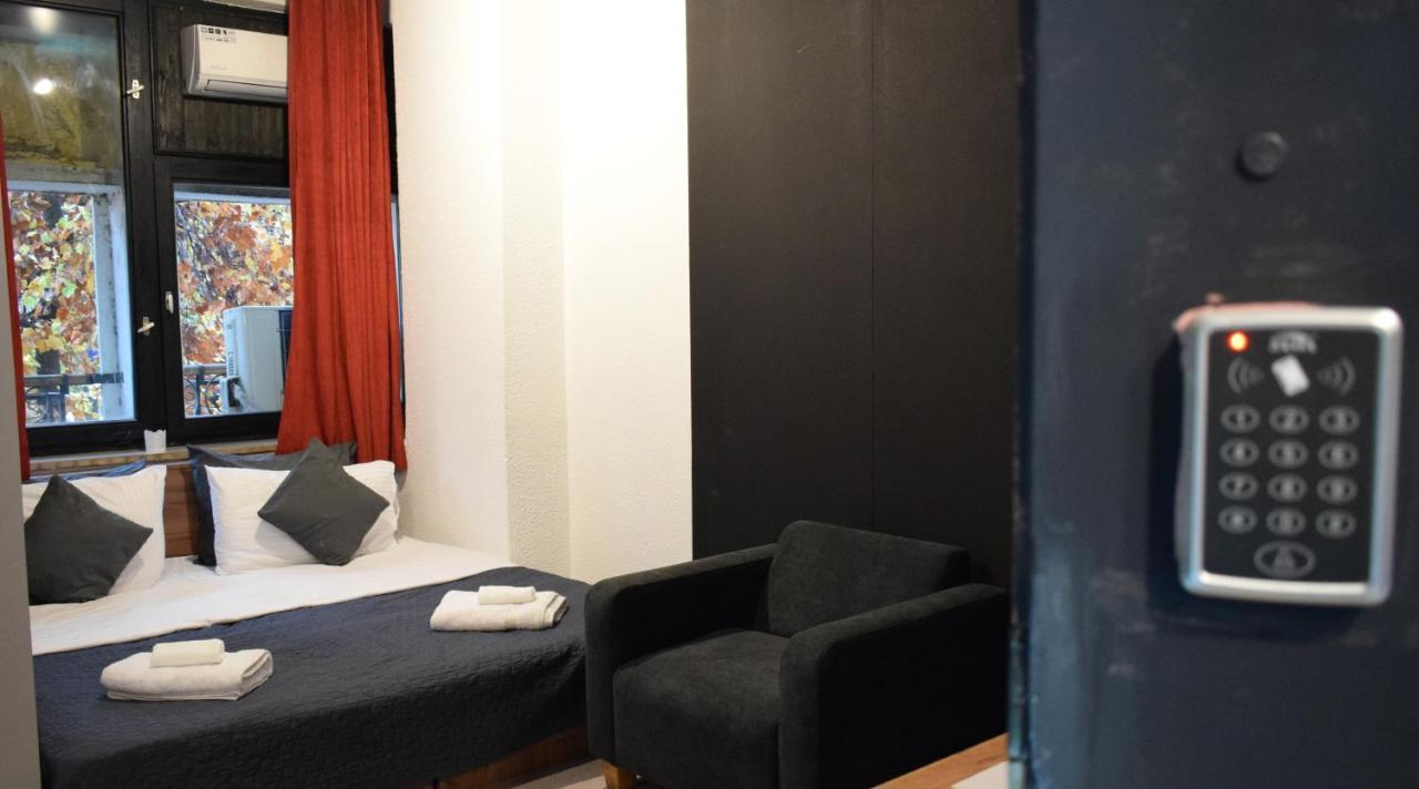 M - Square Private Rooms Скоп'є Екстер'єр фото