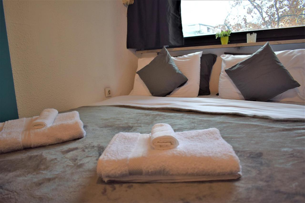 M - Square Private Rooms Скоп'є Екстер'єр фото
