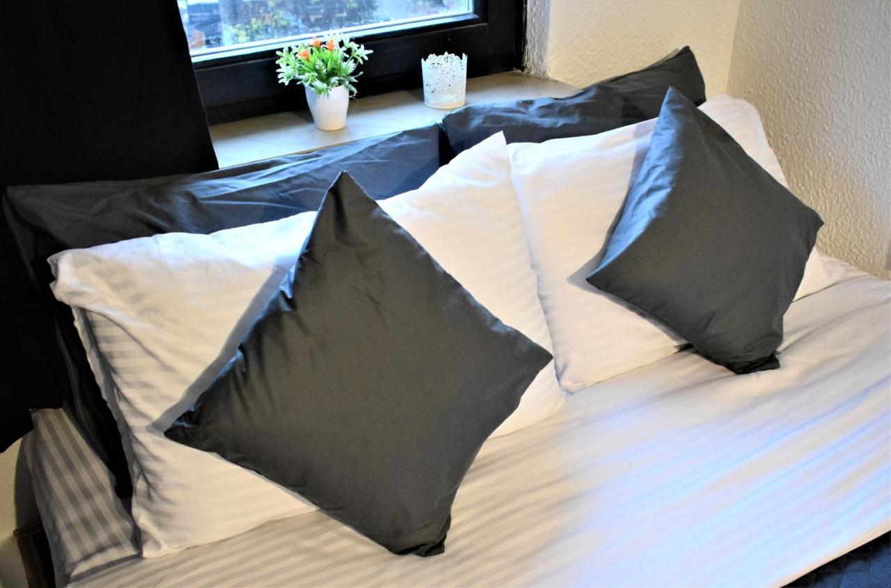 M - Square Private Rooms Скоп'є Екстер'єр фото