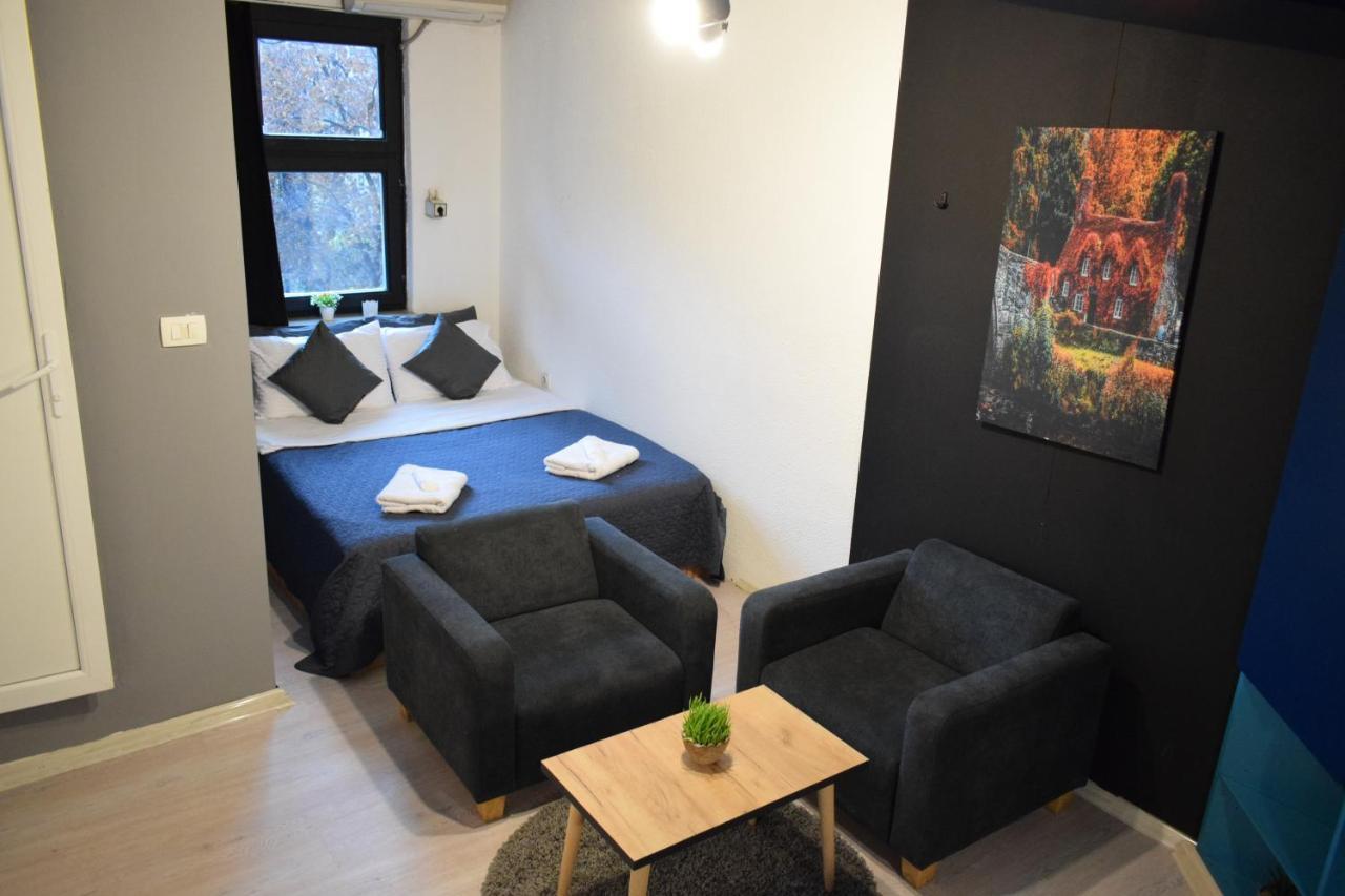 M - Square Private Rooms Скоп'є Екстер'єр фото