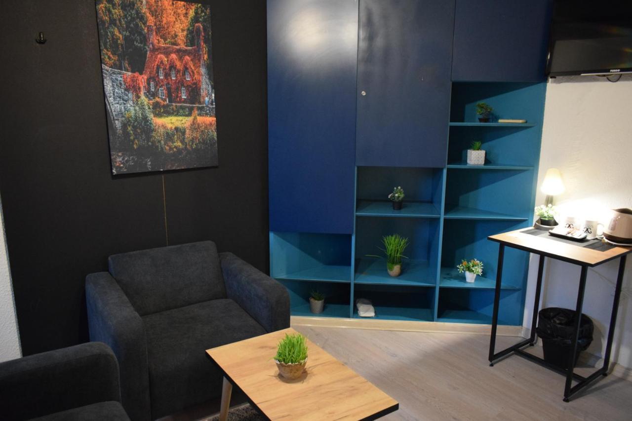 M - Square Private Rooms Скоп'є Екстер'єр фото