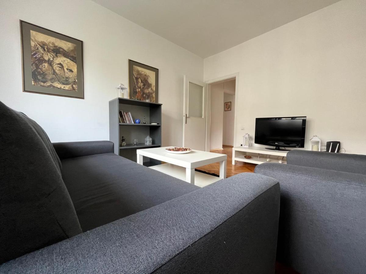 M - Square Private Rooms Скоп'є Екстер'єр фото