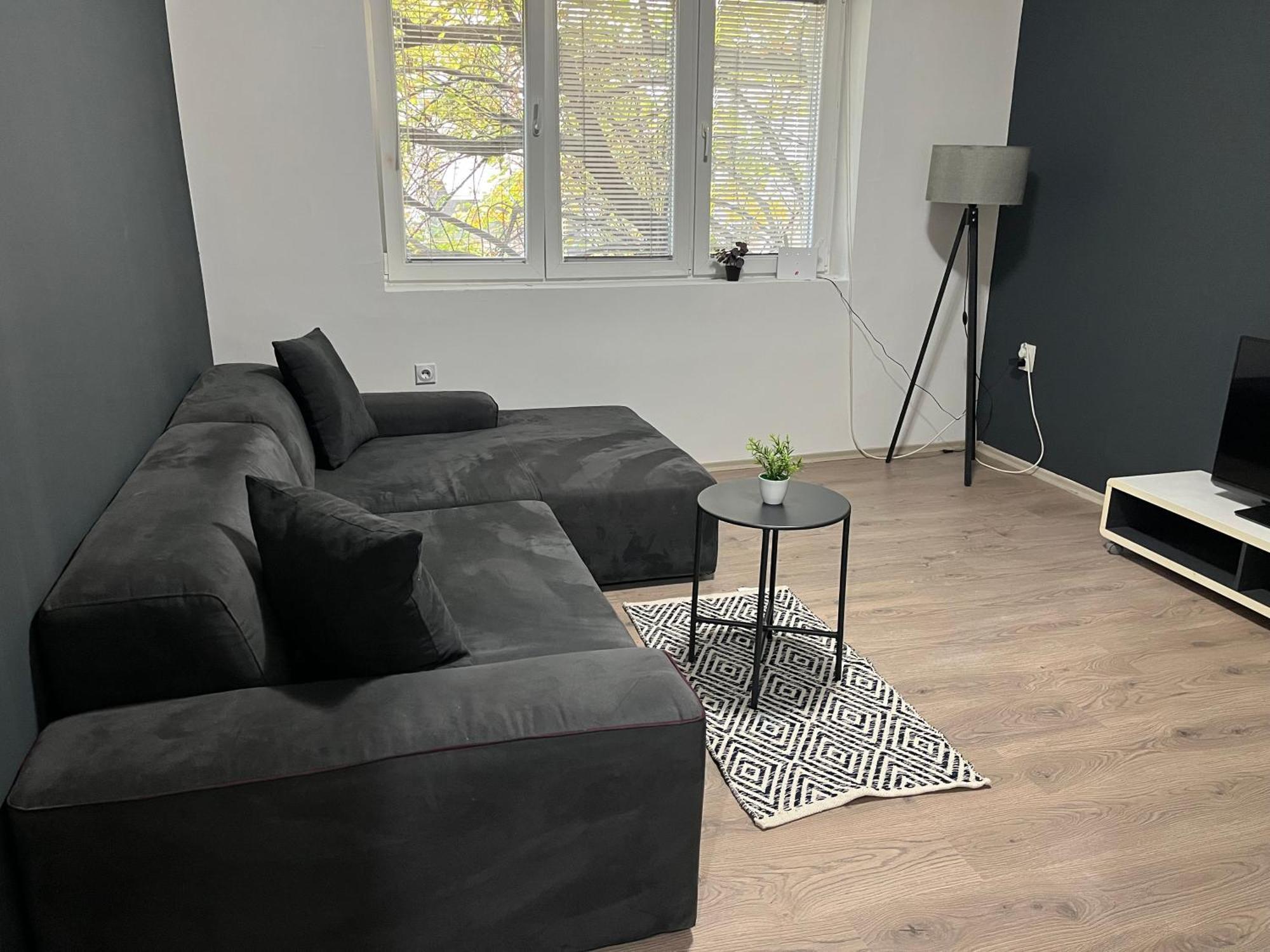M - Square Private Rooms Скоп'є Номер фото